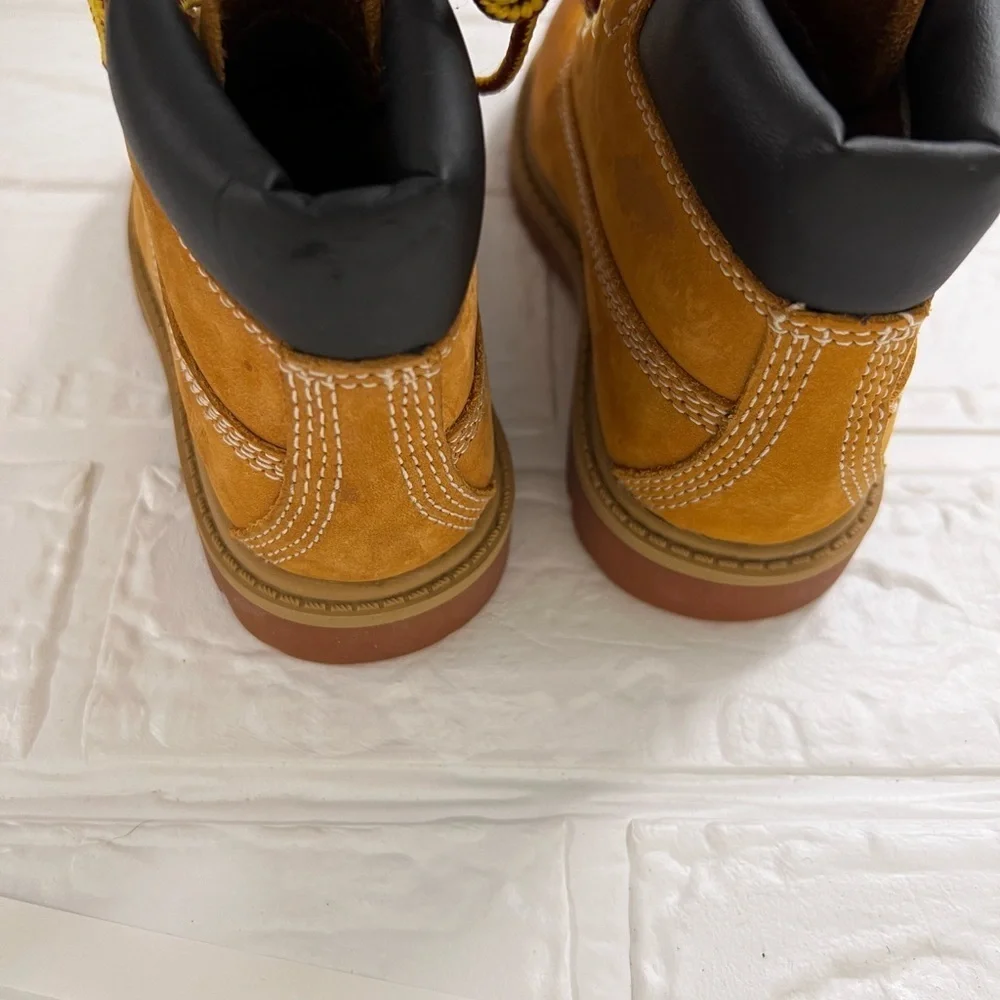 - Timberland Unisex-Child Size 8T waterproof